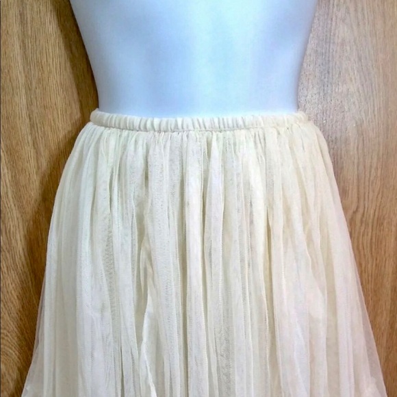 ❤️‍🔥NWOT dELiA*s CREAM TULLE SKIRT SZ XS - Picture 2 of 4
